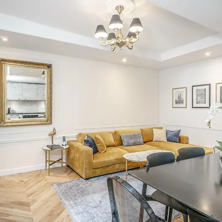 Apartment Du Louvre - Le Marais