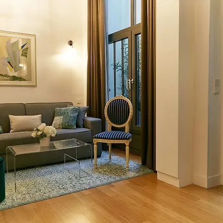 Apartment Du Louvre - Le Marais Paris
