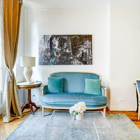 Du Louvre - Le Marais *