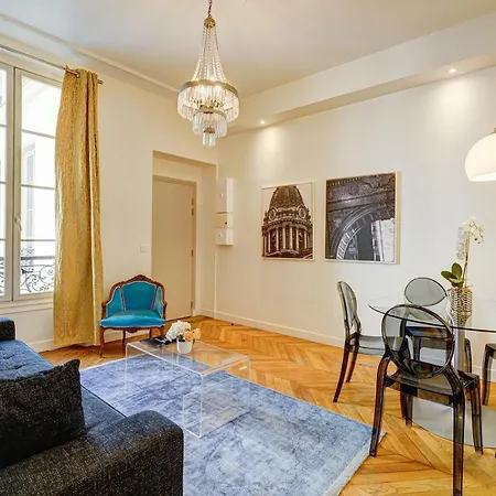 Du Louvre - Le Marais Paris