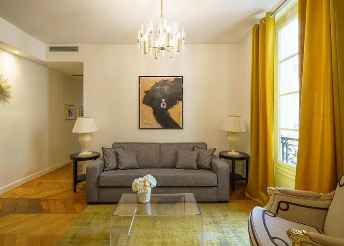 デュ ルーヴル ル マレ