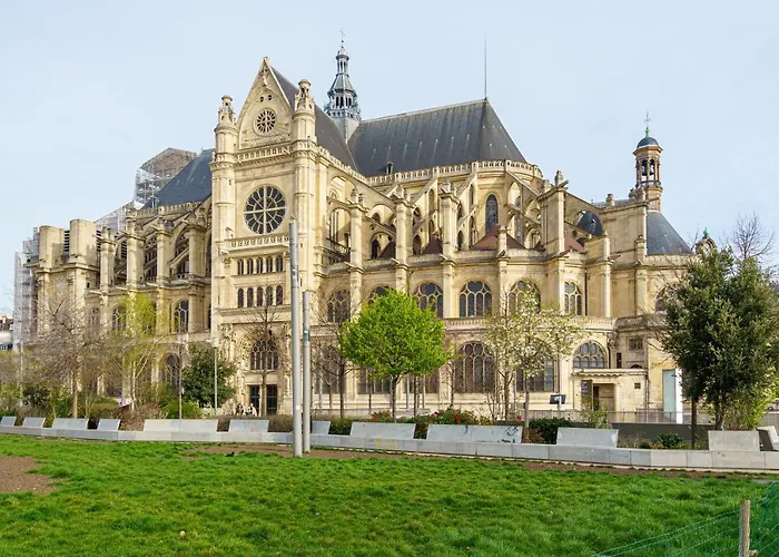 デュ ルーヴル ル マレ アパート *