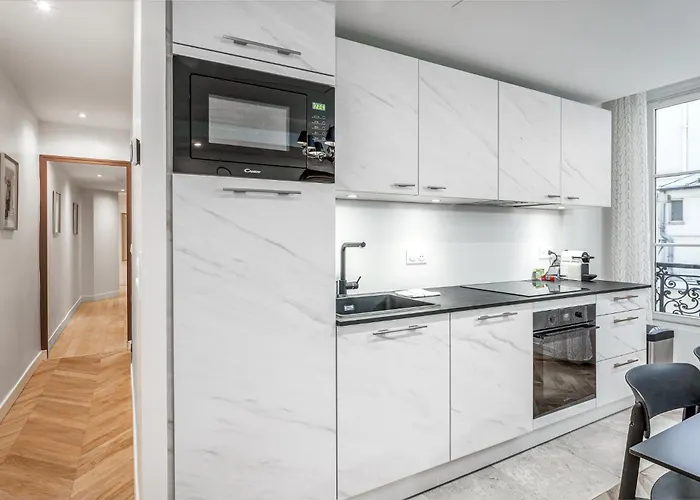 デュ ルーヴル ル マレ アパート パリ