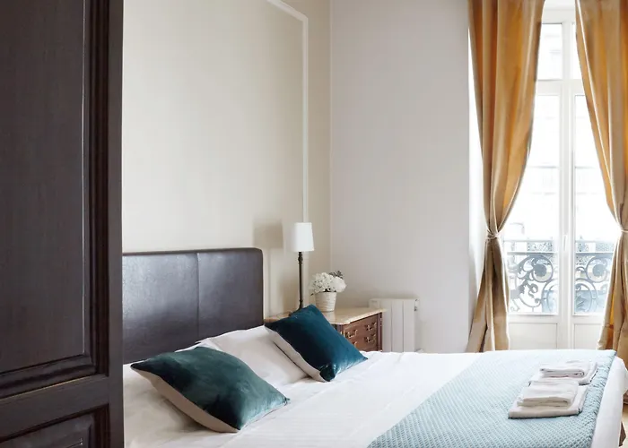 デュ ルーヴル ル マレ