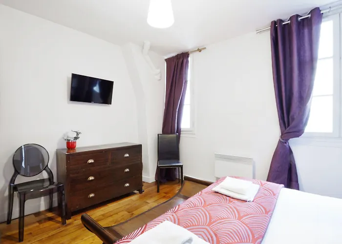 アパート デュ ルーヴル ル マレ