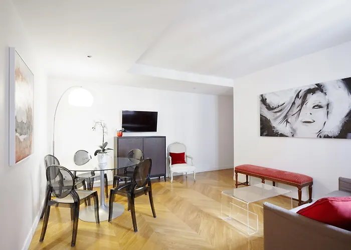 アパート デュ ルーヴル ル マレ