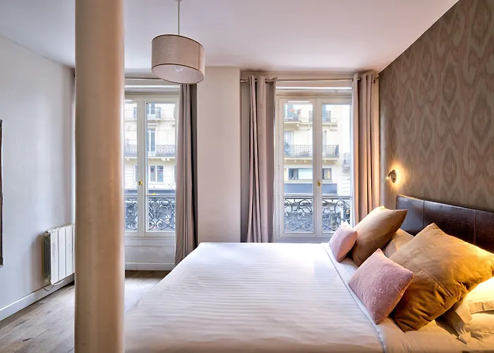 デュ ルーヴル ル マレ パリ