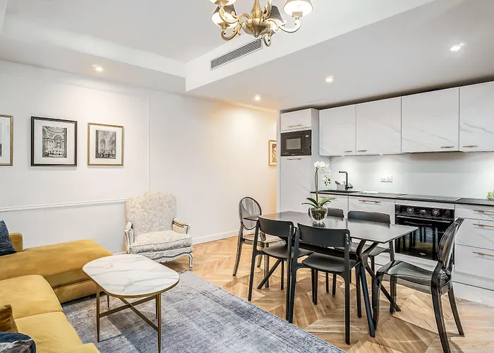 アパート デュ ルーヴル ル マレ