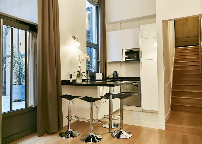 アパート デュ ルーヴル ル マレ