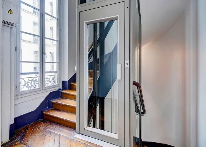 デュ ルーヴル ル マレ アパート *